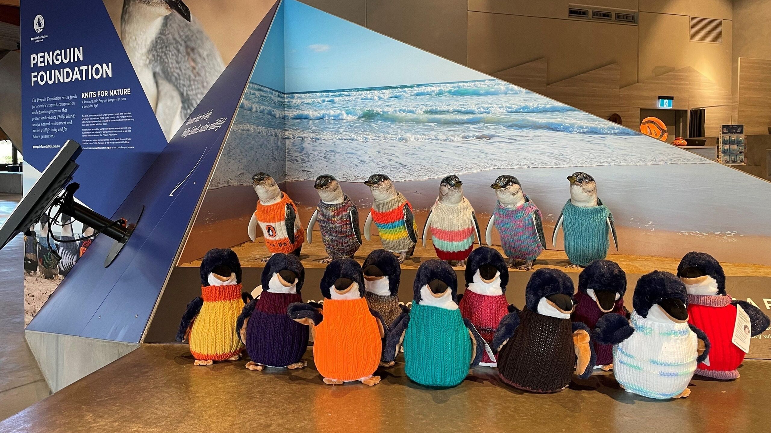 Penguin in Knits on PF stand 7